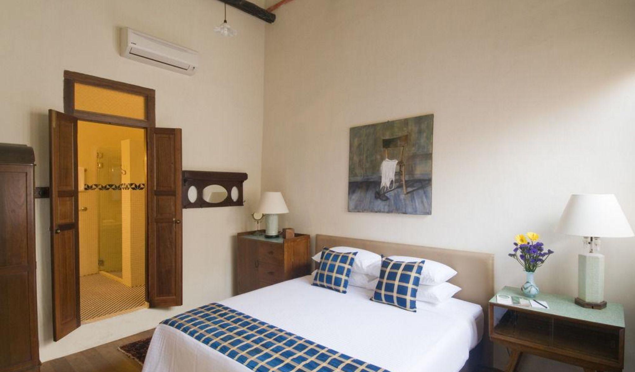 Hotel 23 Lane George Town