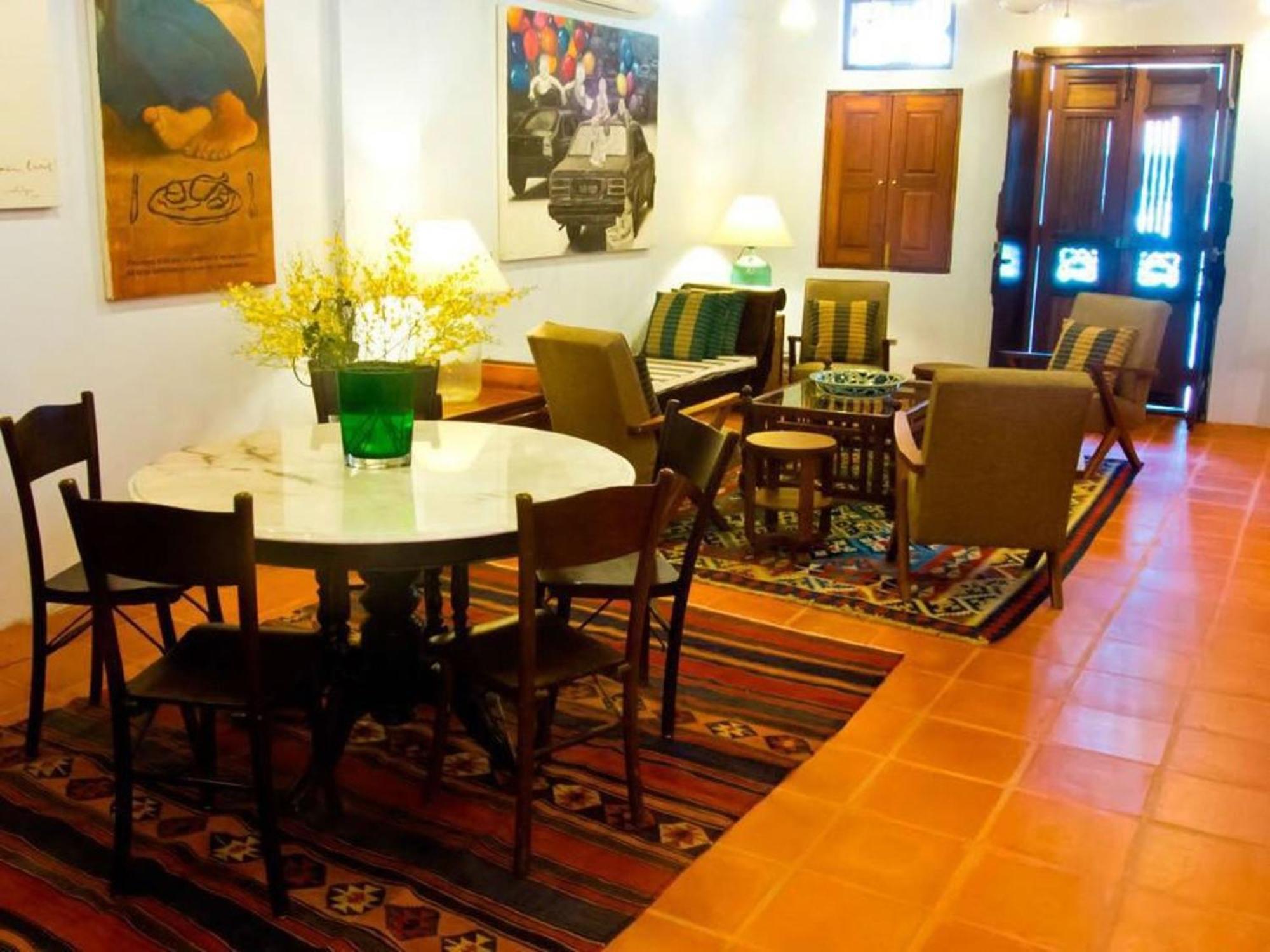 23 Lane Hotel