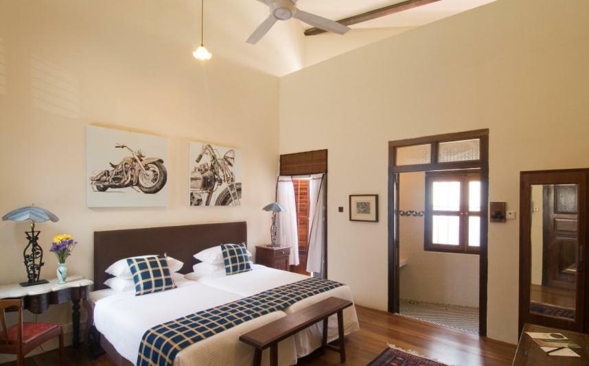 23 Lane Hotel
